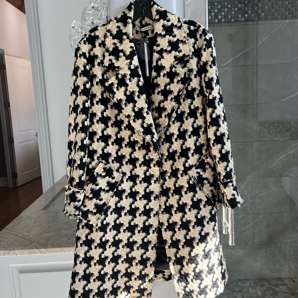 Alice + Olivia Stefan Notch Collar Coat Black Almond - Picture 4 of 13